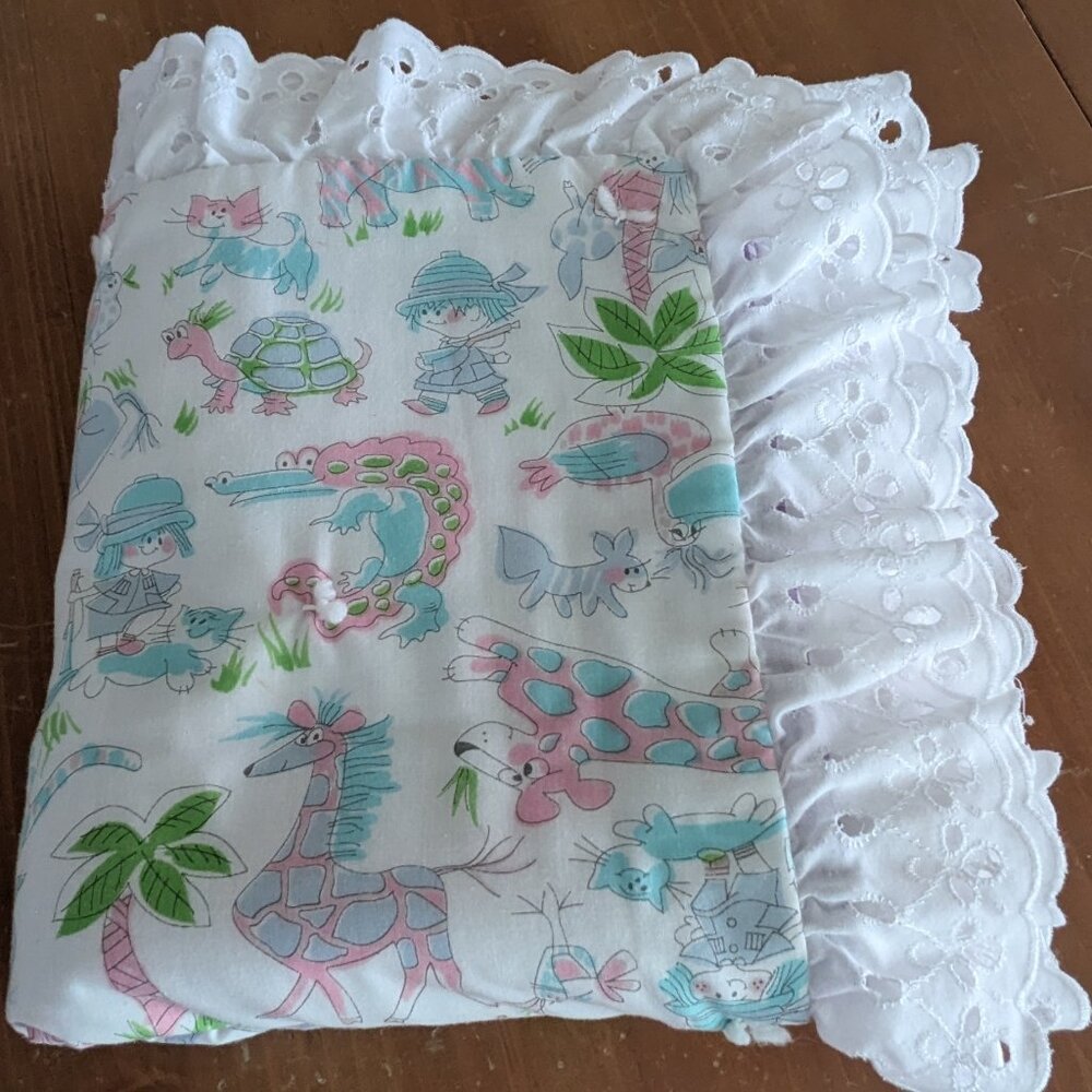 Handmade Baby Crib Quilt 41x50 Inches Pre-Owned Great Condition
